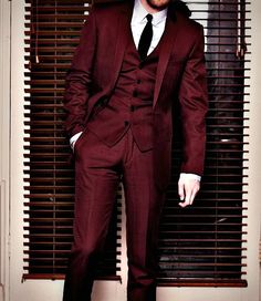 red crimson maroon burgundy wine blood cranberry Dark Red Suit, Men Suits Wedding, Red Tuxedo, A Man In A Suit, Man In A Suit, Burgundy Suit, Groom Tuxedo