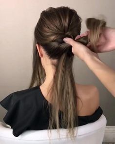 Gefällt 7,592 Mal, 91 Kommentare - Hairstyles ideas⭐️Inspiration (@i.love.hairstyles) auf Instagram: „⭐️ @tonyastylist ⭐️ Обещала! Сделала! Promised! Done! . .…“ Trend Hairstyle, Wedding Vogue, Love Hairstyles, Hairstyles For Natural Hair, Summer Hairstyles For Long Hair, Hello Hair, Hair Upstyles, Beauty Tips For Hair, Summer Hairstyles For Medium Hair