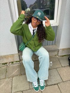 #ootd #fit #outfit #green #adidascampus #goyard Baggy Preppy Style, Short Green Cardigan Outfit, Rainy Fashion Outfits, Bright Jeans Outfit, Green And Jeans Outfit, Winter Outfits Cold Black Women, Tie Fits Women, Women Ties Outfit Casual, Colors That Go With Green Clothes