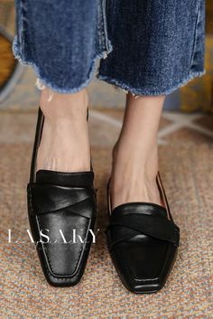 Lasaky - Fall Essentials: Stylish Sheepskin Loafers - Flat Heel, Assorted Sizes with Distinctive Wrinkled Leather Upper Fall Flats, Rough Heels, Dressing Style, Square Head, Fall Essentials, Pig Skin, Fall Wardrobe, Fall Season, Low Heels