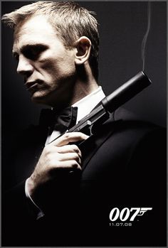 007...newest of the bond men smokin hot Septième Art