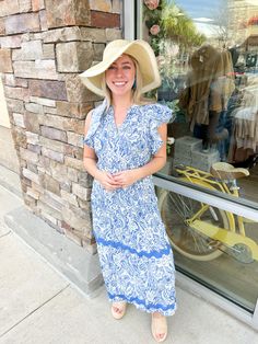 Grab our "Wonderful waves" dress and "Floppy Sunhat" for a perfect summer look! Marvel Dress, Bronze Heels, Midi Dress Outfit, Fringe Sweater, Red Jumpsuit, Summer Look