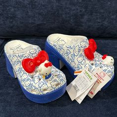 Hello Kitty Crocs Siren Clog Nwt Women’s Size 7 Cute Blue Non-slip Clogs, Cute Clogs For Spring, Trendy White Synthetic Clogs, Cute White Clogs With Round Toe, Cute White Slip-on Clogs, White Fun Spring Clogs, Fun White Clogs For Spring, Blue Open Toe Synthetic Clogs, Crocs Platform Clog