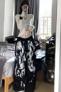 Artistic Streetwear Bottoms For Spring, Punk Style Wide Leg Summer Pants, Edgy Wide Leg Pants, Alternative Wide Leg Pants For Spring, Spring Alternative Style Wide Leg Pants, Aesthetic Color, Urban Aesthetic, Crop Top Dress, Fashion Inspiration Design