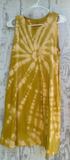 Women's size large 12/14 tank dress, yellow gold reverse tie dye dress, hippie dress, dress with pockets, bleached dress, #2202 Looking for something a little different? Send me a message and we can plan out your perfect dress. :)  For an ongoing gallery, please find us on Facebook! All work past and present. :) https://www.facebook.com/FitToBeDyed83 Also now on Instagram and TikTok as @fittobedyed!   Fellow crafters and artists, i adore barter! LMK if we can work something out. :) Every single item in my shop is processed by me. They are pre-washed, hand tied, hand dyed, hand washed, then machine washed and dried. I use dye- and fragrance-free detergents and fabric softeners, due to the rising number of people with chemical sensitivities. Dress made in July 2024. Reverse Tie Dye, Hippie Dress, Dye Dress, Hippie Dresses, Dress Yellow, Tie Dye Dress, Dyed Dress, Fragrance Free, Dress With Pockets