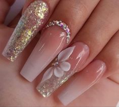 Quinceanera Nails, Gold Glitter Nails, Trendy Nail Art Designs, Glamorous Nails, Nails Polish, Nail Swag, Acrylic Nails Coffin Short, Trendy Nail Art, Uñas Acrilicas