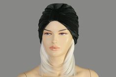 �🔘 Velvet Turban Hat for women who want to wear elegant headwear matching their evening dress or shawl. 🔘 Material: Velvet fabric. 🔘 Fabric: Lace with Viscose Cotton lining. 🔘 Head circumference : S - 51-54 cm (20-21 inches) in circumference M - 54-57 cm (21-22.5 inches) in circumference L - 57-60 cm (22.5-23.5 inches) in circumference XL- 60-63 cm (23.5 -25 inches) in circumference 🔘 Care instruction: Hand wash in Luke water. Woman Turban, Prom Purse, Velvet Turban, Japanese Knot Bag, Woman Hat, Velvet Purse, Eggplant Color, Zippered Clutch, Turban Hat