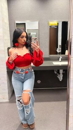 Mexican Huaraches Outfit Jeans, Fuerza Regida Concert Outfit Fresa, Pico Rivera Outfits, México Outfits, Yeehaw Outfits, Fuerza Regida Concert Outfit, Quince Outfits Guest, Jaripeo Fits, Latina Cowgirl Outfits