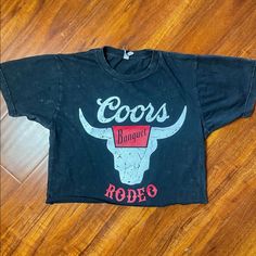 I Have Sizes S, M, L, Xl Available. Please Message Me Which Size To Ship When You Order. If You Don’t Message Me, I’ll Assume You Want A Large. Coors Rodeo, Coors Banquet, Rodeo Shirts, Vintage Crop Tops, Casual Night Out, Retro Tshirt, Western Outfits, Quality T Shirts, Upcycle Clothes