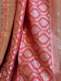 Fabric pure katan silk Color  coral color   Work Alfi sona rupa zari weaving  Fall and pico- yes. saree is ready with fall and pico Blouse- yes , blouse piece is unstitched and comes with saree.    please contact me if you have any questions regarding the product 🙏🏻 Luxury Katan Silk Saree With Resham Embroidery, Luxury Katan Silk Lehenga With Zari Weaving, Bridal Anklet, San Ramon, Katan Silk, Banarasi Saree, Color Coral, Banarasi Sarees, Coral Color