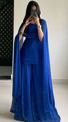 Desi Dress, Trendy Outfits Indian, Diwali Outfits, Traditional Indian Dress, Desi Fashion Casual, Pakistani Dresses Casual, Chique Outfits, Salwar Kamiz