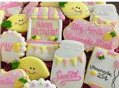 Lemonade Stand Cookies, Lemonade Party Decorations, Lemonade Party Theme, Kids Lemonade Stands, Lemonade Decor, Kids Lemonade