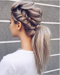 Cute Easy Ponytails, Side Braid Ponytail, Ponytail Hairstyles Easy, Fishtail Braid, Beautiful Braids, Long Hair Women, Braided Ponytail, Fish Tail Braid