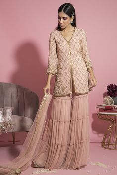 Checkered Embroidery, Indian Trends, Gorgeous Lehengas, Pink Sharara, Sharara Designs, Indian Bridesmaids, Sharara Pants, Sharara Suit, Desi Style