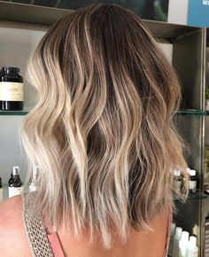 Lived In Medium Length Hair, Medium Length Fall Hair Color Blondes, Balayage Hair Mid Length, Bronde Balayage Medium Length, Medium Length Ombre Hair, Bronde Lob, Balayage Brunette To Blonde, Short Balayage, Medium Hairstyles For Women