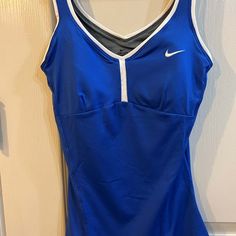 Nwot Never Worn Nike Tennis Top Blue Sporty Tops For Tennis, Sporty Blue Tennis Tops, Blue Casual Tennis Top, Nike Tennis Outfits, Sport Fits, Tennis Top, Tennis Tank Tops, Nike Tank Top, Cute Nike Outfits