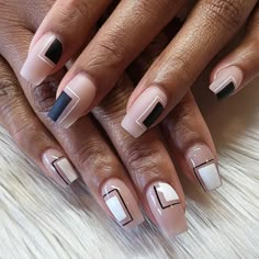 Gel Nails Dark Skin 17 Ideas: Embrace Your Beautiful Skin Tone Gelx Apres Nail Designs, Overlay Nails, Nails Dark, Lips Nails, Dark Nails