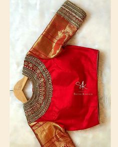 Wedding Blouses Bridal, Jewel Neck Blouse, Wedding Blouses, Latest Blouse Designs, Saree Blouse Neck Designs, Wedding Saree Blouse Designs, Maggam Works, Blouse Back Neck Designs