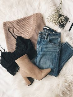 Blush Sweater, Fall Fashion Coats, Insta Bio, Populaire Outfits, Emo Outfits, Minimal Outfit, Nice Style