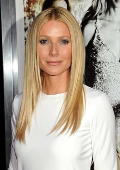 Stylish Hairstyles For Long Hair, Long Straight Blonde Hairstyles, Gwyneth Paltrow Hair, Locks Braids, Long Hair Cuts Straight, Longhair Haircut, Hairstyles Highlights, Straight Hair Cuts, Hair Styles For Women