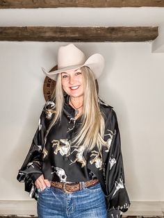 Fancy Horse Printed Satin Blouse for Cowgirls. Classy horse printed button down satin blouse top. Wild horses and wildflowers are what every cowgirl dreams of, right? Well now you can have this gorgeous satin blouse to show off your true cowgirl style. Perfect for a classy cowgirl who wants to dress up in classic western style for a night on the town. Pair with jeans or a skirt. This blouse goes with everything! Caring for your clothes is caring for the environment Wash your clothes with lower t Black Satin Blouse, Classy Cowgirl, Western Style Shirt, Horse Print, Satin Shirt, Satin Blouse, Cowgirl Style, Wild Horses, Western Style