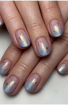 Calling all cosmic cuties! Are you ready to take your mani to the stars? Very Short Nail Designs Simple, Star Designs On Nails, Taylor Swift Nails Bejeweled, Nail Art Night Sky, Gel Nail Designs Oval Shape, Celestial Short Nails, Chrome And Blue Nails, Tiny Nail Art, Celestial Nails Short