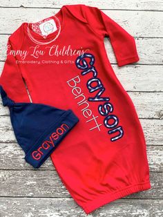 Baby Boy Gowns, Kids Valentines Shirts, Personalized Baby Boy Gifts, Outfit Baby Shower, Unique Baby Gift, Baby Coming Home Outfit, Baby Embroidery, Baby Monogram, Unique Baby Gifts