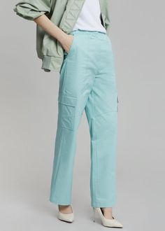 Color: Mint Lightweight cotton fabric Relaxed silhouette Straight leg Enlarged cargo pockets at each leg Slant hip pockets Unlined 100% Supima Cotton Dry Clean By The Frankie. Imported Product Measurements: S- 25" Waist, 36" Hip, 12.5" Rise, 29.5" Inseam M- 27" Waist, 38" Hip, 12.75" Rise, 29.75" Inseam L- 29" Waist, 40" Hip, 13" Rise, 30" Inseam XL- 31" Waist, 42" Hip, 13.25" RIse, 30.25" Inseam Model is 178cm/ 5'10" wearing size S Supima Cotton, Cargo Pants, Capri Pants, Outfit Inspirations, Straight Leg, Cotton Fabric, Dry Clean, Pants, How To Wear