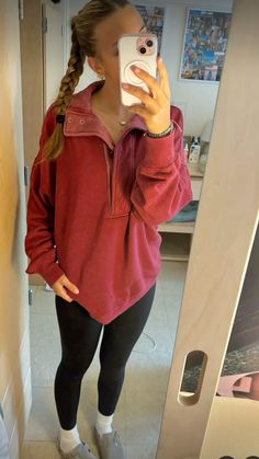 Cute Fall Athletic Outfits, Fall Outfits 2024 Leggings, Aerie Waffle Shirt Outfit, Cute Lazy Fall Outfits, Aerie Outfit Ideas, Fall Crop Top Outfits, Leggings Sweater Outfit, Outfits With Leggings For School, Aerie Aesthetic