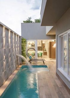 Small Indoor Pool, Mini Swimming Pool, Pool House Design, Small Inground Pool, Modern Pool House, Indoor Pools, Backyard Designs, Small Pool Design, Natural Swimming Pool