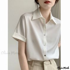 Olivia Mark - Vintage Chic Short Sleeve Silk Satin Shirt in Matcha Green Summer Office Casual, Plaid Pants Women, Corduroy Pants Women, Solid Color Outfits, Streetwear Fits, White Office, Short Sleeve Dress Shirt, Matcha Green, Ladies Tops