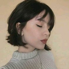 Short Bob With Bangs Round Face, Lob With Wispy Bangs, Haircut Short Hair, Bob Hairstyles With Bangs, Short Brown Hair, Very Short Hair, Haircut And Color