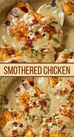 A collage of smothered chicken in gravy with crispy bacon on top. Smothered Chicken Recipe, Juicy Fried Chicken, Arabisk Mad, Resepi Biskut, Smothered Chicken, Fried Chicken Breast, Low Carb Paleo, Thigh Recipes