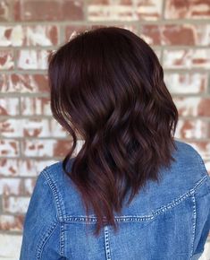 Chocolate Cherry Hair Color, Chocolate Cherry Hair, Cola Hair, Cherry Cola Hair, Cherry Hair Colors, Professional Hair Tools, Beauty Hair Color, Cherry Hair, Corte Bob