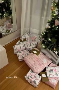 christmas presents are piled up on the floor