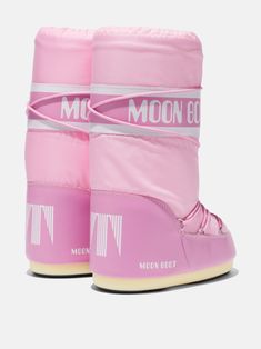 063 PINK Synthetic->PVC ICON PINK NYLON BOOTS from Moon Boot. Pink Moon Boots, Boots Moon, Lunar Landing, Moon Boot, Mule Sneakers, Cold Weather Boots, Drawstring Top, Pink Moon, Low Boots