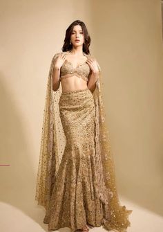 Book 1 of 'Royal Elite' series.  A dark romance book!!!   🔞🔞 mature… #romance #Romance #amreading #books #wattpad Shanaya Kapoor, Bridesmaid Look, Indian Bridesmaid Dresses, Sangeet Outfit, Simple Lehenga, Trendy Outfits Indian, Lehenga Designs Simple, Fancy Sarees Party Wear