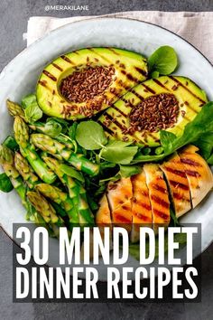 30 Days of MIND Diet Recipes for Brain Health | The MIND Diet combines the Mediterranean Diet and DASH Diet to identify foods that can protect against dementia and cognitive decline. The principals of the diet are quite simple once you know which foods to eat and avoid. Click for a detailed list of foods to add to your grocery shopping list, along with 30 breakfast, lunch, and dinner recipes you can mix and match to create a healthy MIND Diet Meal Plan that suits your taste buds and lifestyle. The Mind Diet, Mix Vegetable Recipe, Dash Recipe, Lunch And Dinner Recipes, Cognitive Decline, Dash Diet Recipes