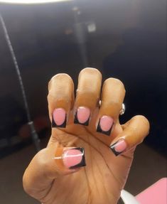 Shorts Nails Acrylic, Winter Nails Tips, Nails Acrylic Coffin Fall, Winter Nails Simple, Winter Nails Acrylic Coffin, Nails 2023 Winter, Coffin Fall Nails, Nails 2023 Trends, Winter Nails Gel