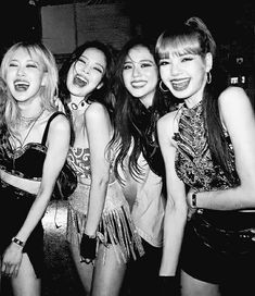 Blackpink Coachella, Lisa Rosé, Park Chaeyoung, Kim Jisoo, Blackpink Photos, Black Pink Kpop, Blackpink Fashion, Lalisa Manoban