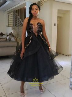 Black Sweetheart Beaded Embellished Tea Length Wedding Prom Dresses Crystal Prom Dress, Tea Length Prom Dress, Black Ball Gown, Blue Ball Gowns, Tea Length Wedding, Sweetheart Prom Dress, Prom Dresses Sleeveless, Dress Classy, Beaded Prom Dress