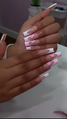 Initial Acrylic Nail Designs, Nail Inspo With Initial, Nails With Initials Acrylic, Bad B Nails, Pink Tip Nails, Initial C, Colored Acrylic Nails, Simple Acrylic Nails, French Tip Acrylic Nails