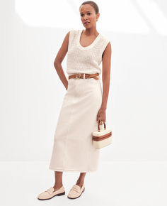 Discover Ann Taylor Weekend. Effortlessly polished, lived-in looks for wherever your plans take you. A smooth column shape keeps this perpetually cool denim skirt polished. Front zip with button closure. Belt loops. Classic five-pocket styling. Back vent. Outfit ideas for any spring event by Ann Taylor.