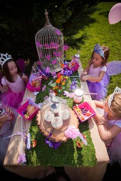 Fairy Party - table cloth and runner Princess Garden Party, Garden Princess, Princess Garden, Enchanted Forest Birthday, Fairy Princess Party, Girly Party Ideas, Fairy Woodland, Backyard Birthday Parties, Fairy Garden Birthday Party