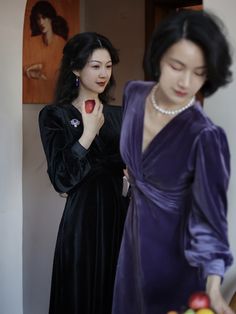 <color>



purple

black






<Size>





small size



Length: 114cm

Shoulder width: 36cm

Bust: 82cm

Waist: 61cm

Sleeve length: 60cm




medium size



Length: 115cm

Shoulder width: 37cm

Bust: 86cm

 Waist: 65cm

Sleeve length: 61cm




L size



Length: 116cm

Shoulder width: 38cm

Bust: 90cm

Waist: 70cm

Sleeve length: 62cm











<Material>



polyester






<model wearing>



wearing size



medium size 




model dimensions



Height: 170cm

Weight: 55kg

Bust: 84cm

Waist: Purple Winter Evening Mini Dress, Elegant Purple Midi Evening Dress, Black Velvet Midi Dress For Party, Purple Long Sleeve Dress For Formal Occasions, Purple Long Sleeve Formal Dress, Purple Velvet Fitted Dress, Fitted Purple Velvet Dress, Elegant Purple Winter Dresses, Velvet Dresses For Winter Costume Party