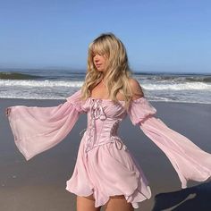 Corsets Vintage, Pink Two Piece, Chiffon Mini Dress, Pink Chiffon, Ruffle Mini Dress, Moda Vintage, Long Puff Sleeves, Chic Woman, Corset Dress