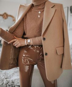 Brown Pants, Outfits Winter, Mode Inspo, 가을 패션, Looks Style, Mode Inspiration, Fall Winter Outfits, Outfit Idea, Fall Trends