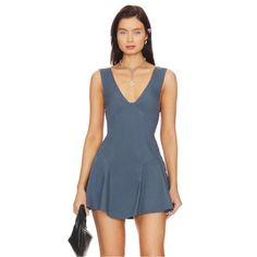 Nwot Never Been Worn. Flattering Mini Dress From Free People Made From Cotton With Pleat Detailing, Buttons, And A Bow On The Back. Mini Dress Outfits, Dreamy Dress, Super Cute Dresses, Blue Mini Dress, Mini Dress Casual, Poplin Fabric, Free People Dresses, Free People Dress, High Level