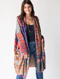 It’s a blanket and kimono in one! This Oversized Cozy Blanket Kimono is made of the softest material and features a hood, dropped shoulders and the prettiest patchwork print on the outside. It’s perfect for keeping you warm during all those chilly days & nights! Oh… and it even has pockets! Boho Winter Fashion, Blanket Jacket, Floral Print Kimono, Brown Teal, Kimono Vintage, Boho Cardigan, Floral Patchwork, Artist Aesthetic, Fun Pants