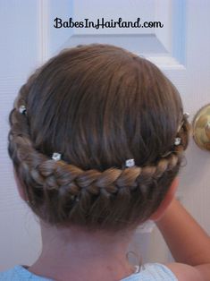 A couple posts ago I promised a tutorial on what I call Half-French braiding – and things have been so crazy I almost forgot! Ya’ll may already know how to do this, but for those of you that don’t I hope this helps. Rather than trying to take step by step pictures (since I’ve only […] French Braiding, Half French Braids, French Braids Tutorial, Braided Crown, Loose French Braids, Breaking Hair, Braid Inspiration, Long Box Braids